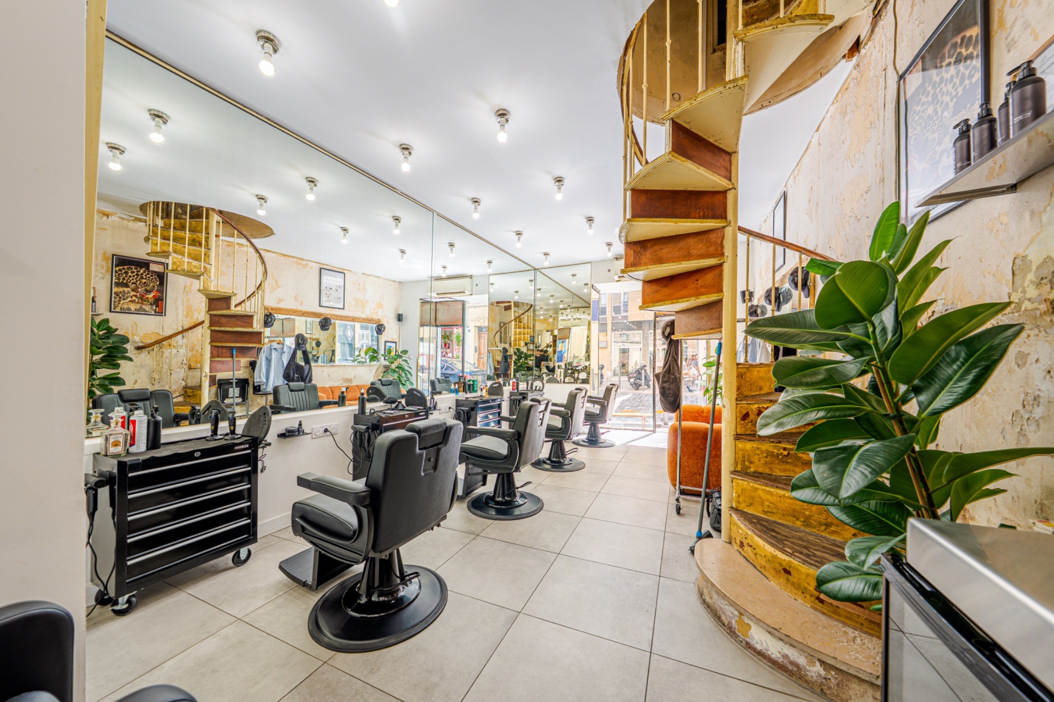 Le salon Club Louis à Marseille